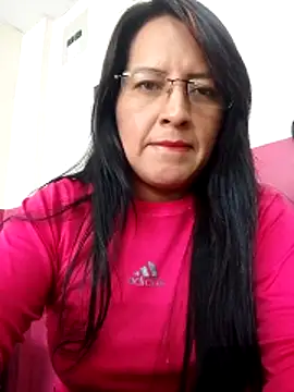 Snapshot of Gaby_lulu chatting on May 2026 06:05:01 PM Gaby lulu online show from May 2026 06:05:01 PM