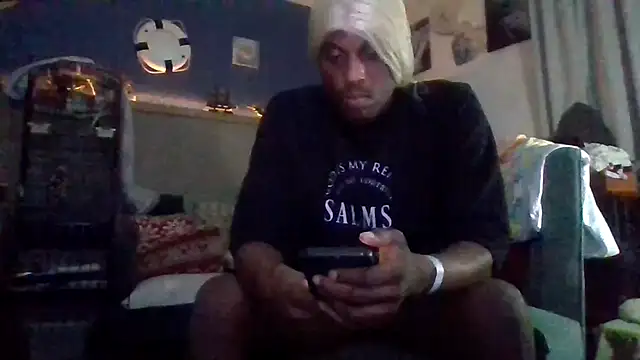 Snapshot of Dicksee_Left chatting on June 2026 07:23:01 AM Dicksee Left online show from June 2026 07:23:01 AM