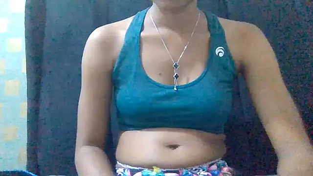 Snapshot of Tessy- chatting on June 2026 05:01:02 PM Tessy- online show from June 2026 05:01:02 PM