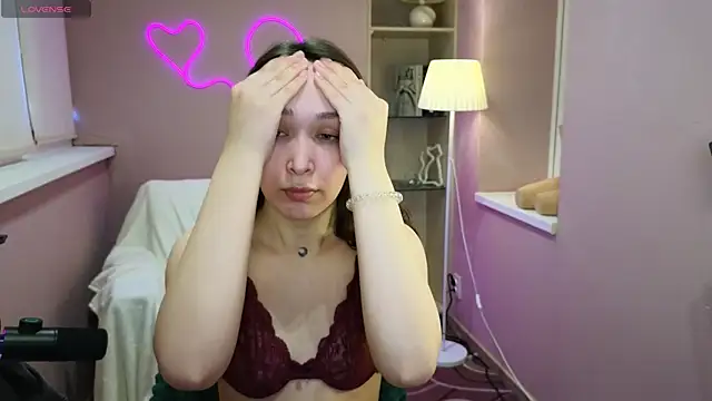 belladvllam online show from April 2026 07:11:01 AM