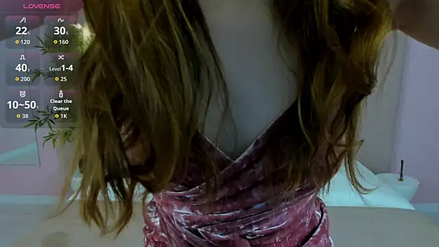 Snapshot of AdeleLang chatting on May 2026 03:34:01 AM AdeleLang online show from May 2026 03:34:01 AM