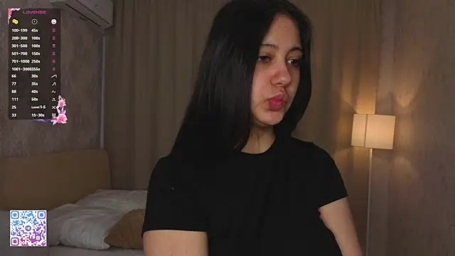 LachelleLeder online show from April 2026 04:12:01 AM