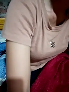 Elena Mia online show from April 2026 08:20:01 PM