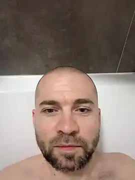 gayboyx77 online show from April 2026 10:23:02 PM