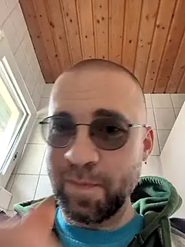 gayboyx77 online show from April 2026 10:25:01 AM