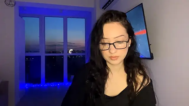 Snapshot of Meow_Alika chatting on May 2026 05:32:02 PM Meow Alika online show from May 2026 05:32:02 PM