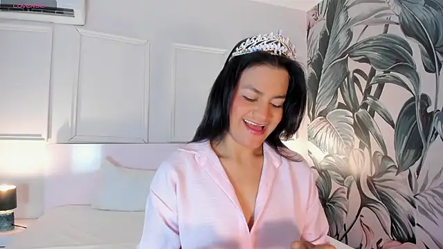 Snapshot of Marilyn_Mulata chatting on July 2026 02:43:01 PM Marilyn Mulata online show from July 2026 02:43:01 PM