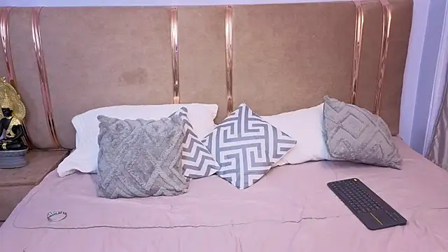 Alyssa Richards online show from April 2026 03:57:02 AM