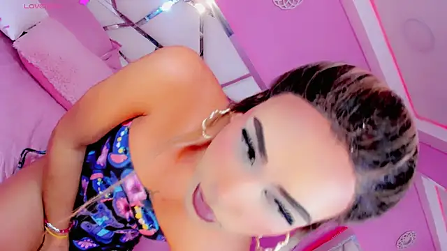 ValeriQueen online show from April 2026 12:58:02 PM