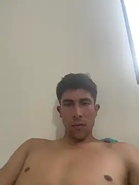 Luis-avatar online show from April 2026 10:35:02 PM