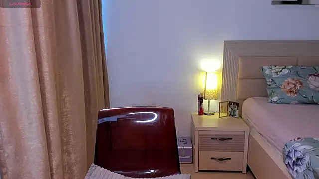 Snapshot of CandyElla_ chatting on July 2026 05:30:01 PM CandyElla online show from July 2026 05:30:01 PM