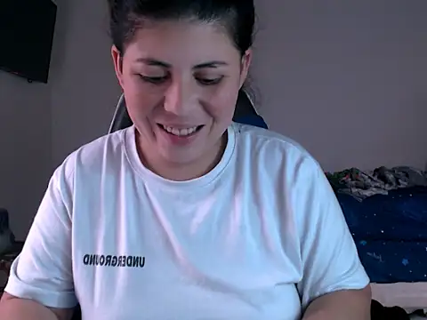 katiaerotic online show from April 2026 01:54:02 PM