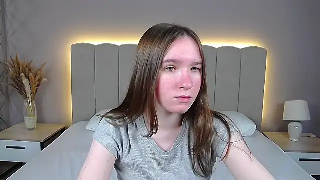 Snapshot of MarliinNova chatting on July 2026 04:05:02 AM MarliinNova online show from July 2026 04:05:02 AM