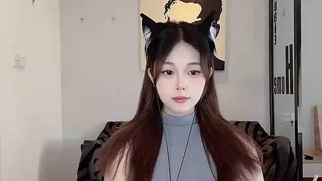 Snapshot of KiKi-011 chatting on June 2026 06:02:01 AM KiKi-011 online show from June 2026 06:02:01 AM