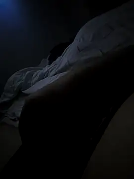 xTuguinha online show from April 2026 12:08:01 AM