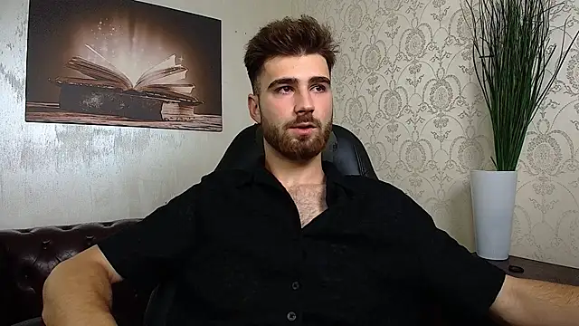 KyloEast online show from July 2026 03:56:02 AM