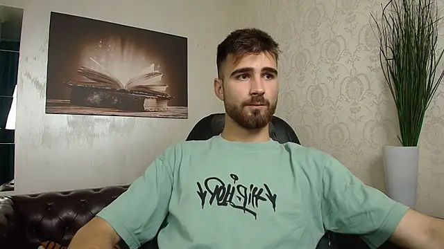 KyloEast online show from July 2026 04:30:01 AM