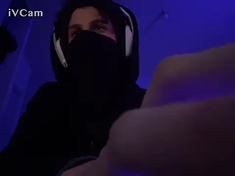 b1nnxxxx online show from April 2026 06:10:01 PM