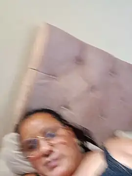 Samanta-42 online show from April 2026 09:04:01 PM