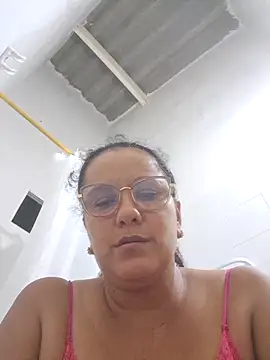 Snapshot of Samanta-42 chatting on May 2026 03:44:01 AM Samanta-42 online show from May 2026 03:44:01 AM