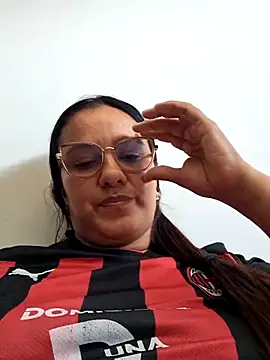 Snapshot of Samanta-42 chatting on May 2026 01:18:02 PM Samanta-42 online show from May 2026 01:18:02 PM