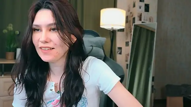 tinystarlight online show from April 2026 06:10:01 PM