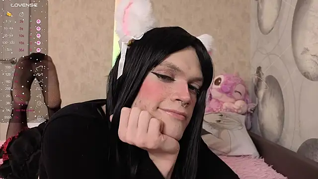 nightrapunzel online show from April 2026 07:06:02 PM