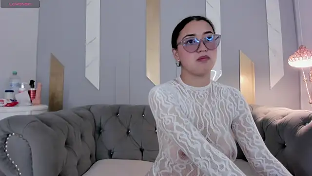 Snapshot of Sweet_lia08 chatting on May 2026 09:20:01 PM Sweet lia08 online show from May 2026 09:20:01 PM