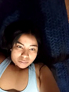 dayanalee online show from April 2026 09:28:02 PM