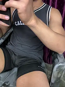 aarav chaudhary007 online show from April 2026 11:20:01 AM