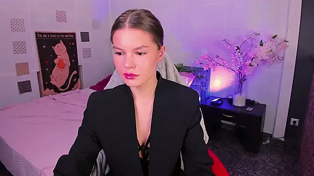  Scarlet Sin online show from April 2026 05:36:01 AM