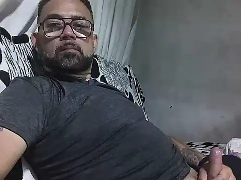 CarlossexVen online show from April 2026 12:46:02 AM