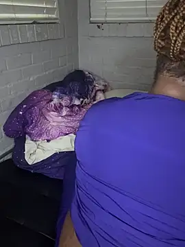 caramelick online show from April 2026 11:07:02 PM