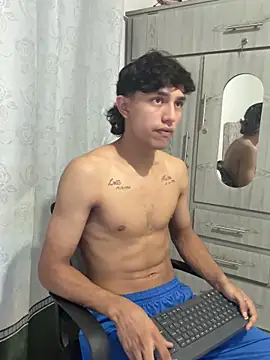 Snapshot of alex_martin47 chatting on June 2026 12:55:02 AM alex martin47 online show from June 2026 12:55:02 AM