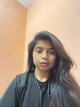 Newhoty online show from April 2026 05:14:01 PM