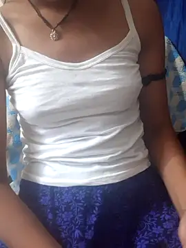 Snapshot of Kamini_rani chatting on April 2026 08:17:02 PM Kamini rani online show from April 2026 08:17:02 PM