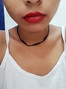 Snapshot of Kamini_rani chatting on May 2026 01:33:01 AM Kamini rani online show from May 2026 01:33:01 AM
