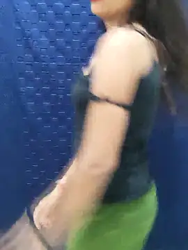 Snapshot of Kamini_rani chatting on May 2026 04:34:01 PM Kamini rani online show from May 2026 04:34:01 PM