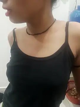Snapshot of Kamini_rani chatting on May 2026 04:24:01 PM Kamini rani online show from May 2026 04:24:01 PM