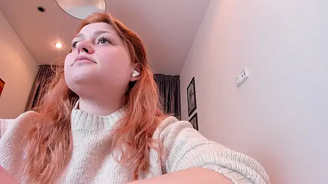 NoraLiin online show from April 2026 09:06:02 PM