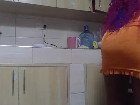 Short-V online show from April 2026 06:39:01 PM