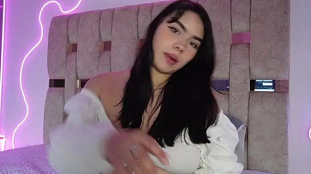 Luisa giraldo1 online show from April 2026 11:46:02 AM