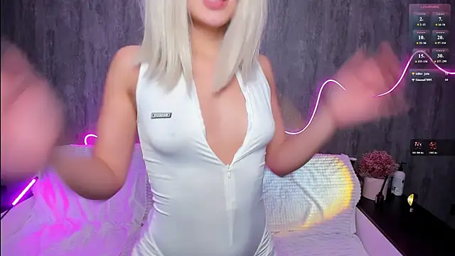 Elle goldman online show from June 2026 10:01:01 PM