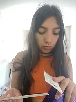 Snapshot of Soffy_20 chatting on May 2026 04:35:01 PM Soffy 20 online show from May 2026 04:35:01 PM