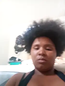 nikiselena online show from April 2026 10:35:02 PM