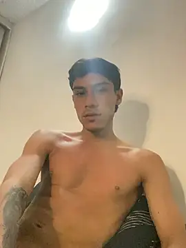 Axel DavisS online show from May 2026 05:43:01 PM
