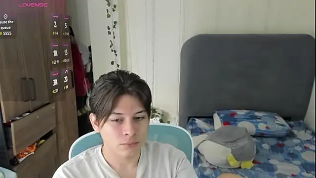 Felixzyn online show from April 2026 07:09:02 PM