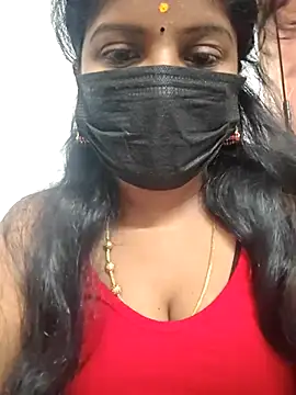 Snapshot of Tamil_Hot_Dharsha chatting on August 2026 06:13:01 PM Tamil Hot Dharsha online show from August 2026 06:13:01 PM
