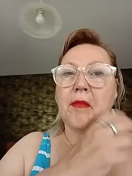 I amVeronicle online show from May 2026 02:08:02 AM