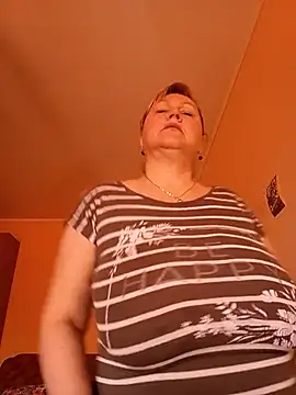 I amVeronicle online show from July 2026 03:03:02 PM